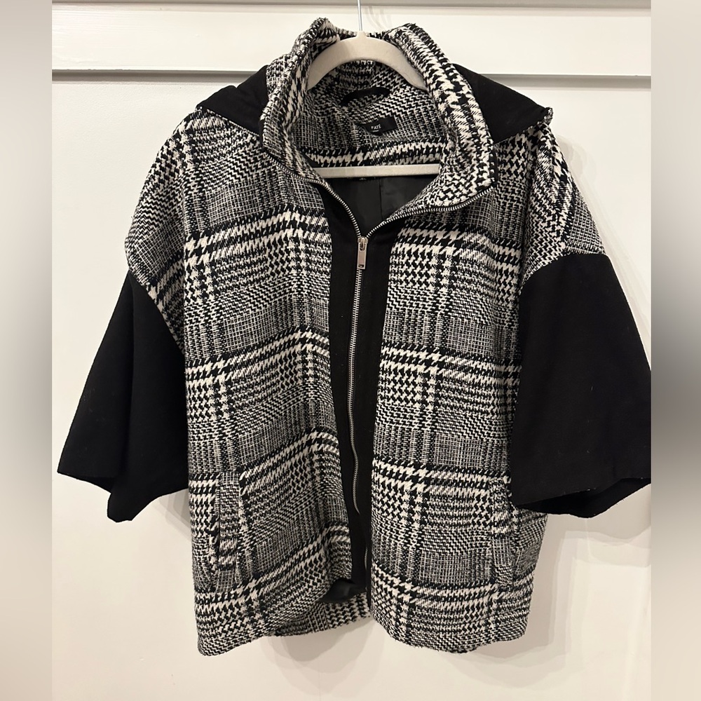 VICI COLLECTION x FATE - Gently used One Size 3/4 length jacket